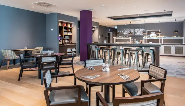 Premier Inn Stuttgart City Centre Hotel 16/24