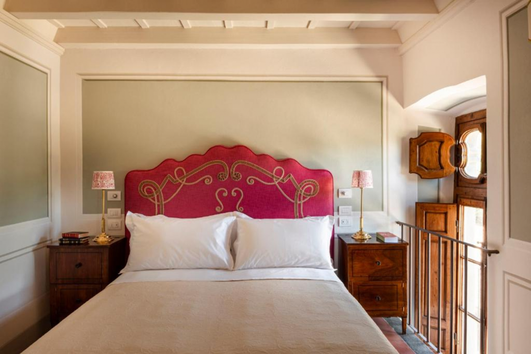 Room at Torre A Cona, RIGNANO SULLARNO (FLORENCE)