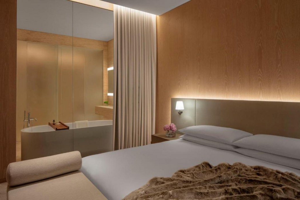 Room at The Dubai Edition, DUBAI