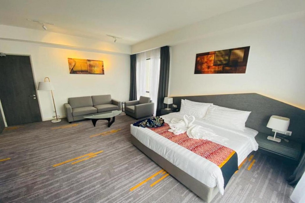 Bahang Bay Hotel 11/62