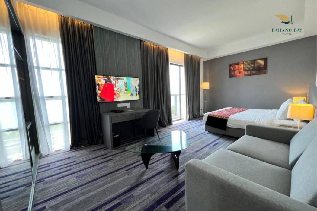 Bahang Bay Hotel 12/62