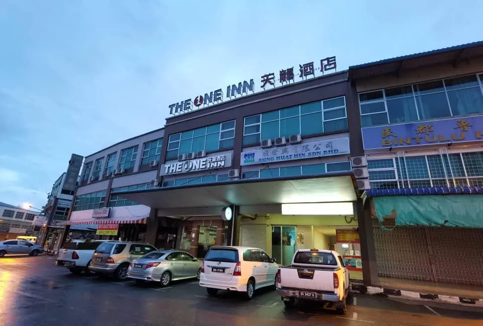 One Inn Bintulu 1/10