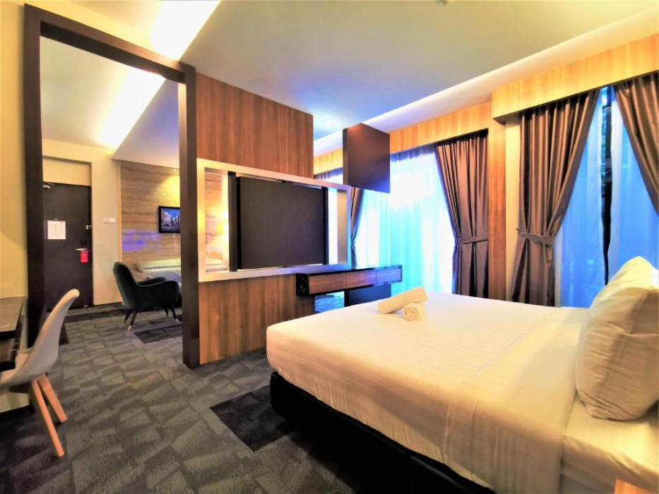 Prestigo Hotel 16/53