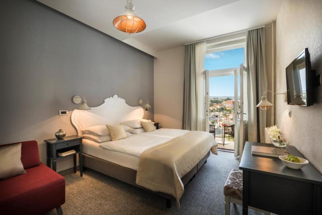 Hotel Lungomare 10/44