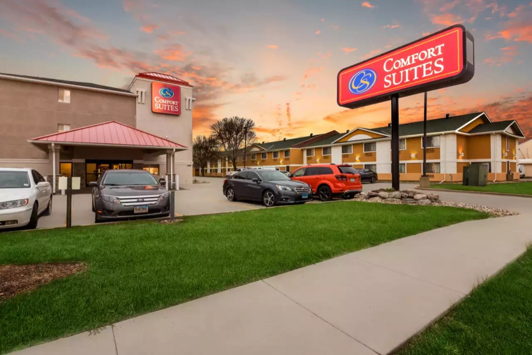 Comfort Suites Sioux Falls Mall District SD photo5