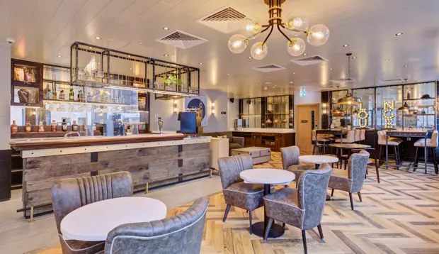 hub by Premier Inn London West Brompton hotel 15/27