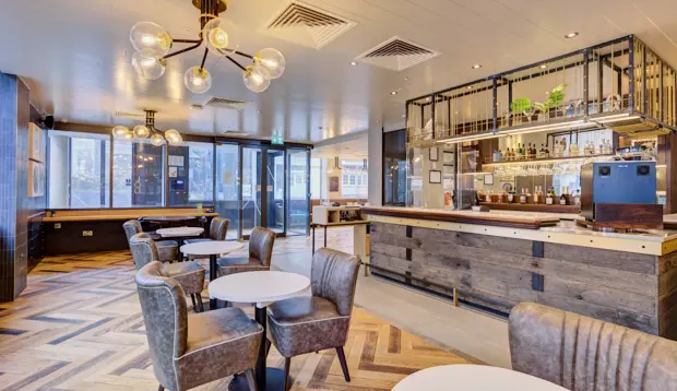 hub by Premier Inn London West Brompton hotel 16/27