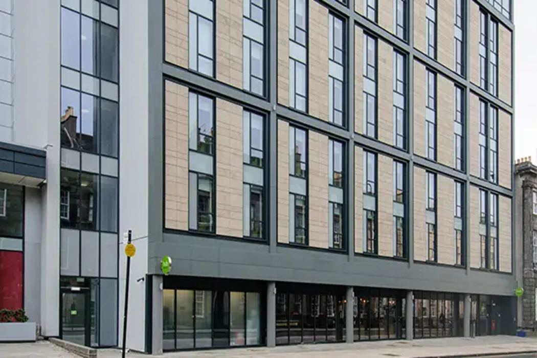 Hub By Premier Inn Edinburgh Haymarket - Adults Only