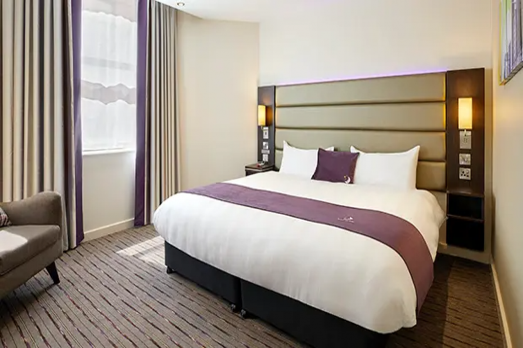 Premier Inn Blackburn South (M65 J4) 9/18