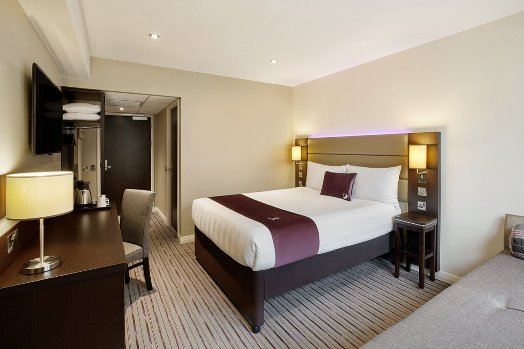 Premier Inn Bournemouth Ferndown 10/29