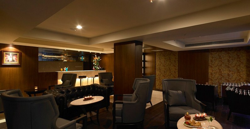 Royal Orchid Suites 29/58