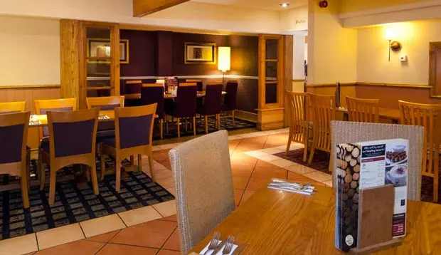 Premier Inn Christchurch / Highcliffe 18/33