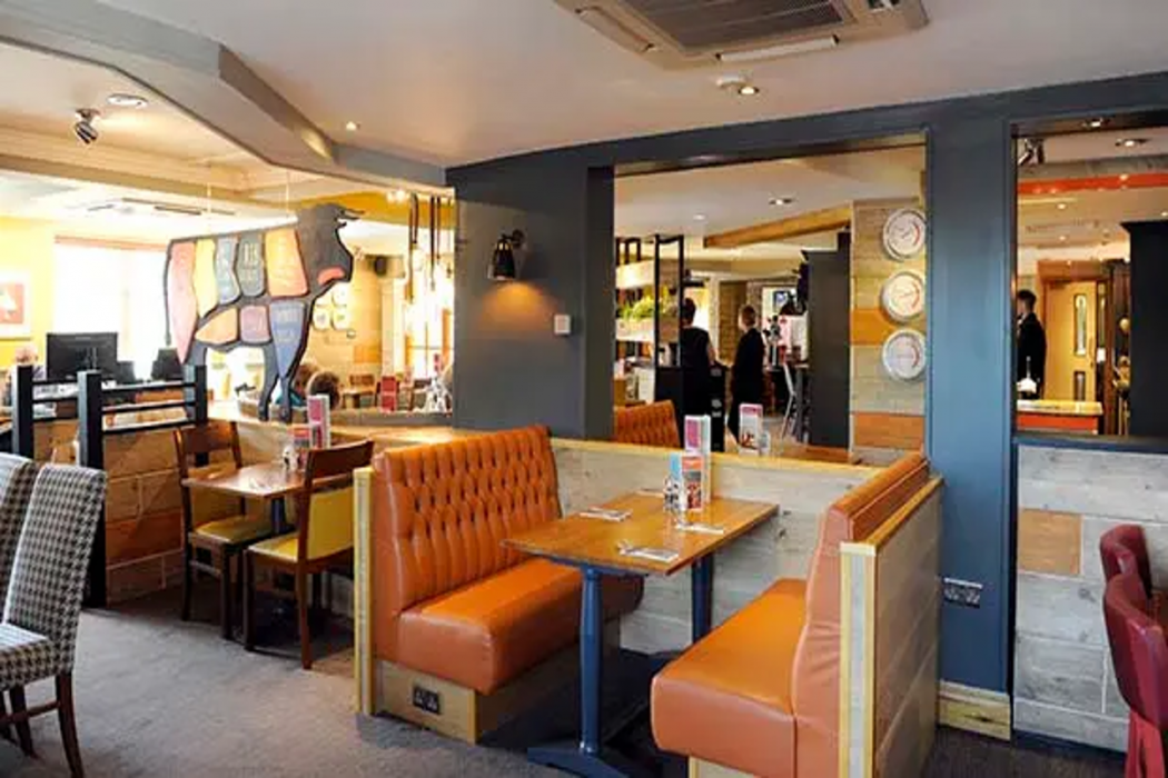 Premier Inn Petersfield 19/40