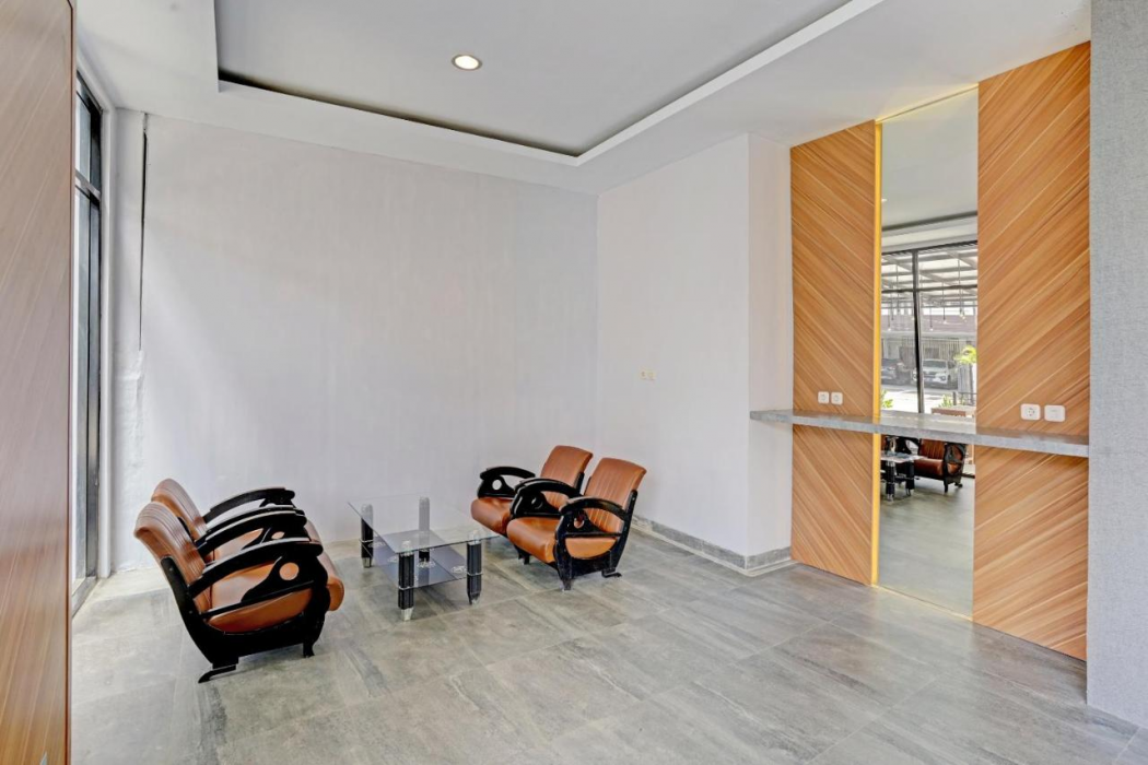 Rahayu Hotel Cirebon 37/60