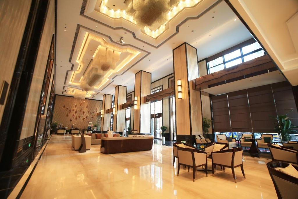 Wyndham Grand Tongren Downtown Hotel 5/56