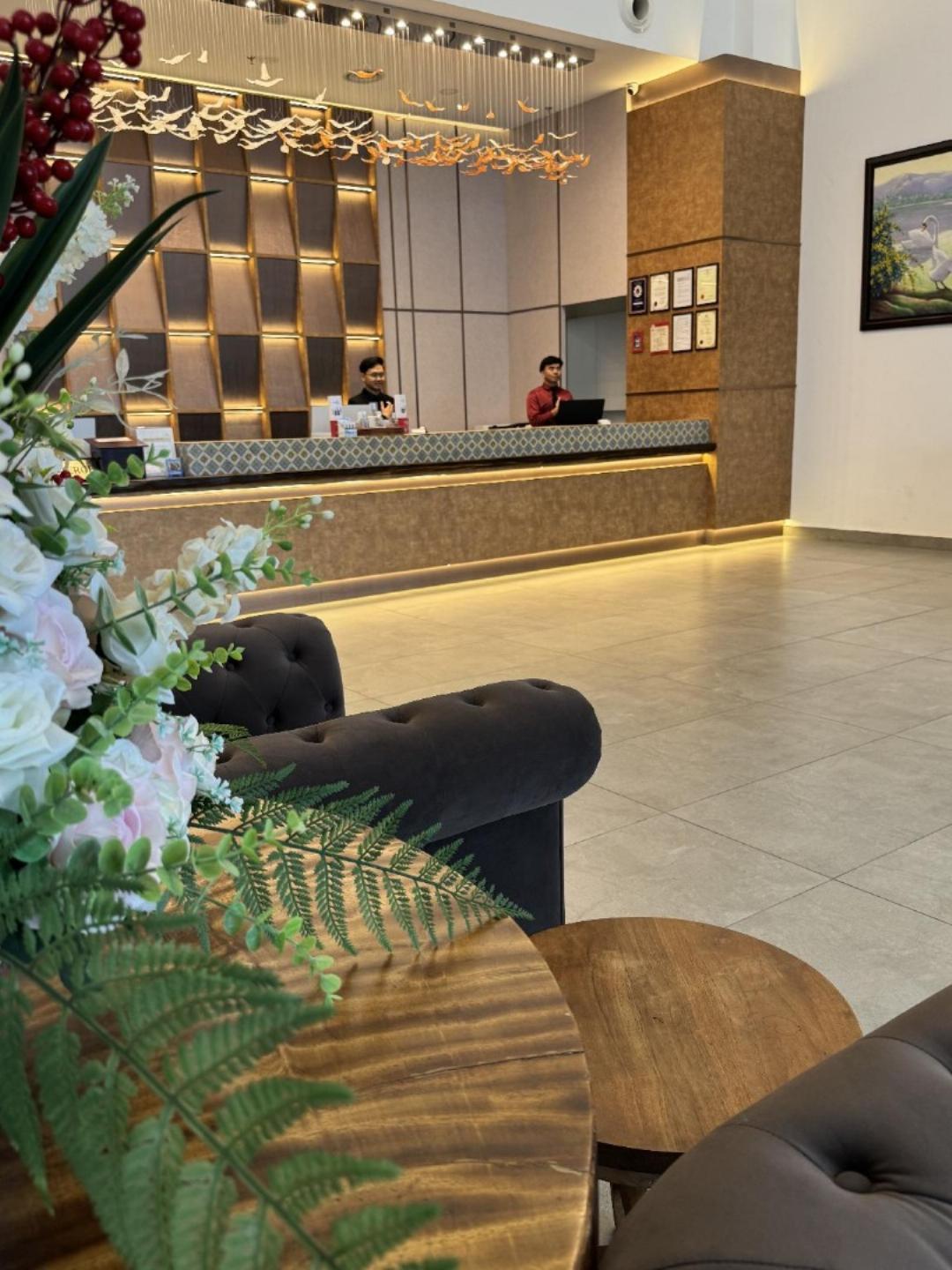 Swan Garden Resort Hotel 5/36