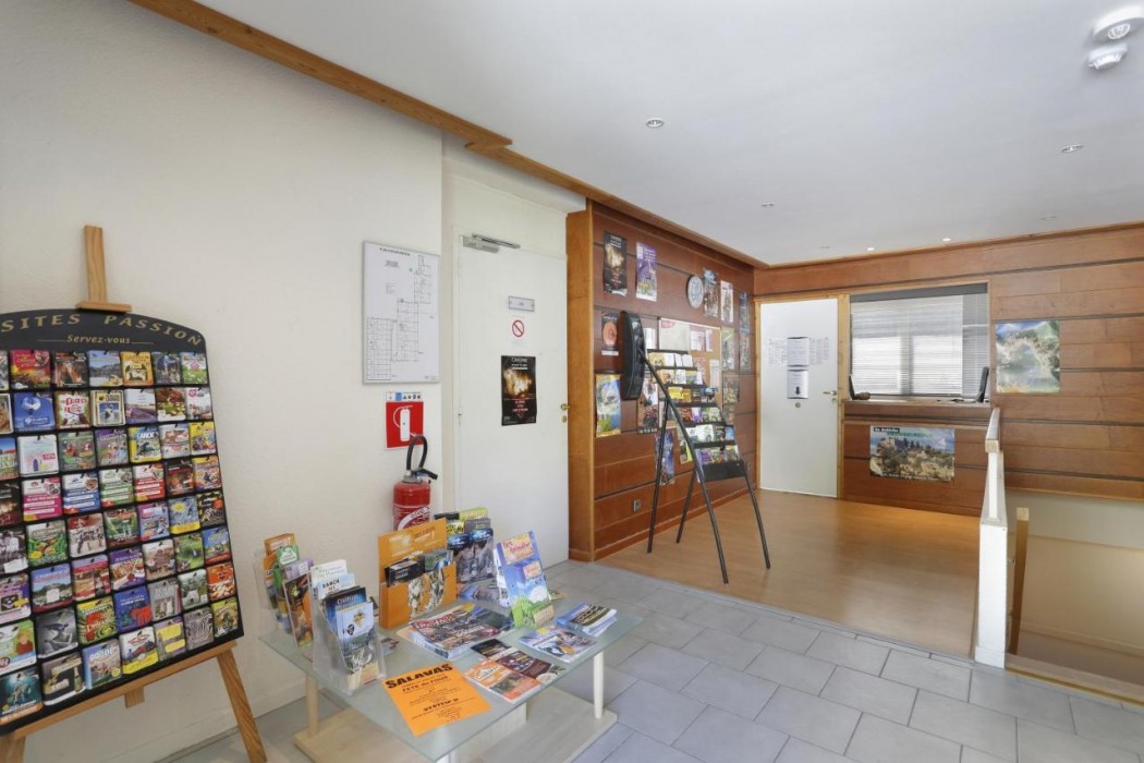 Lobby at Vacanceole - Le Domaine de Chames, Vallon-Pont-d'Arc
