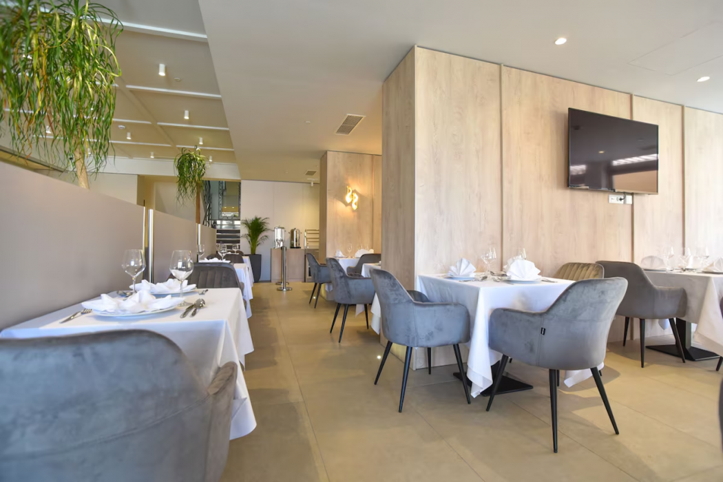 Hotel La Mer 49/65