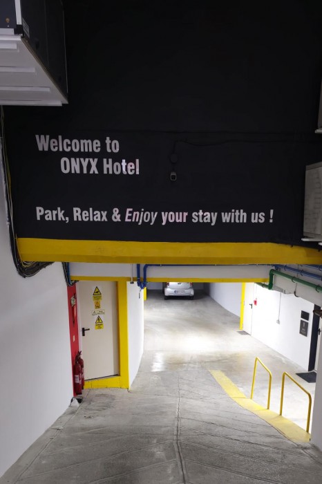 Onyx Hotel 102/163
