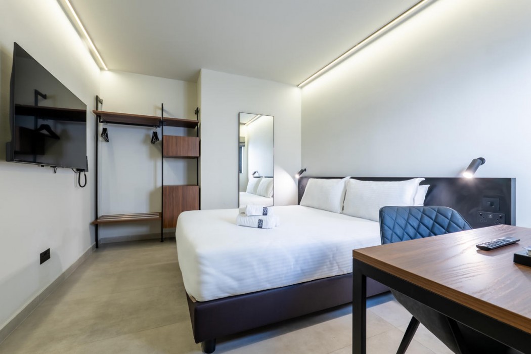 Onyx Hotel 72/163