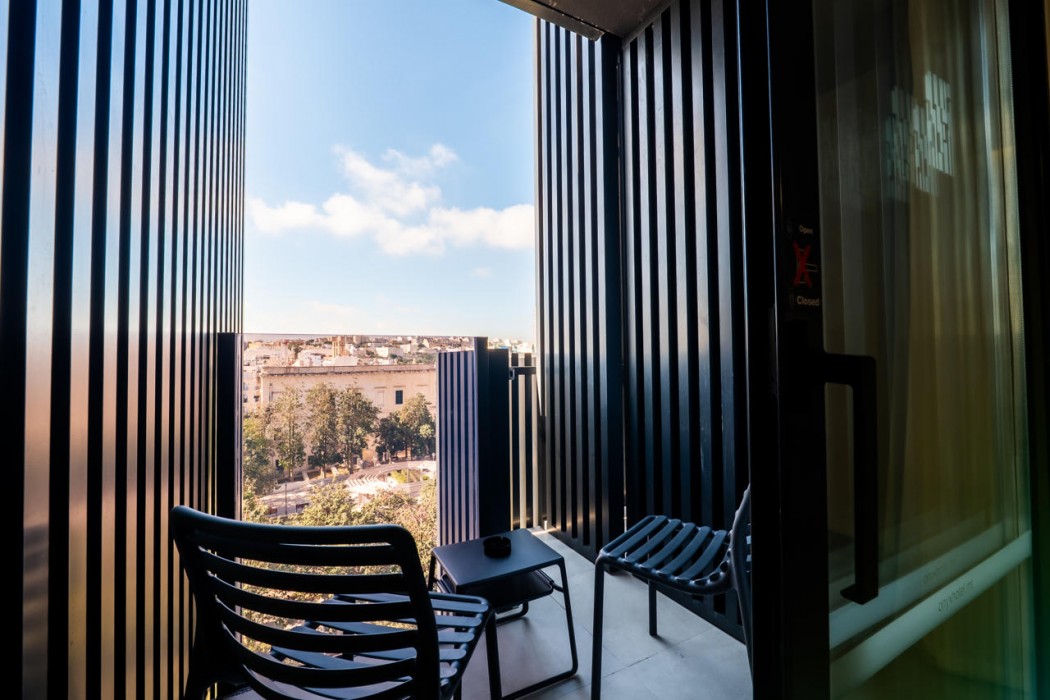 Onyx Hotel 101/163