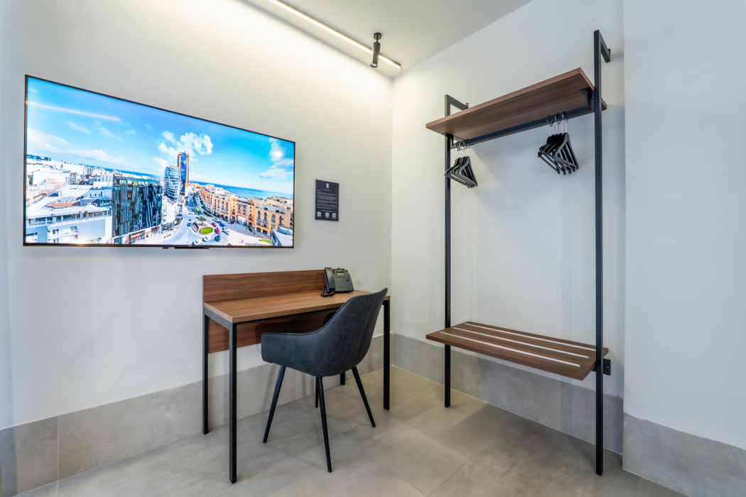 Onyx Hotel 49/163