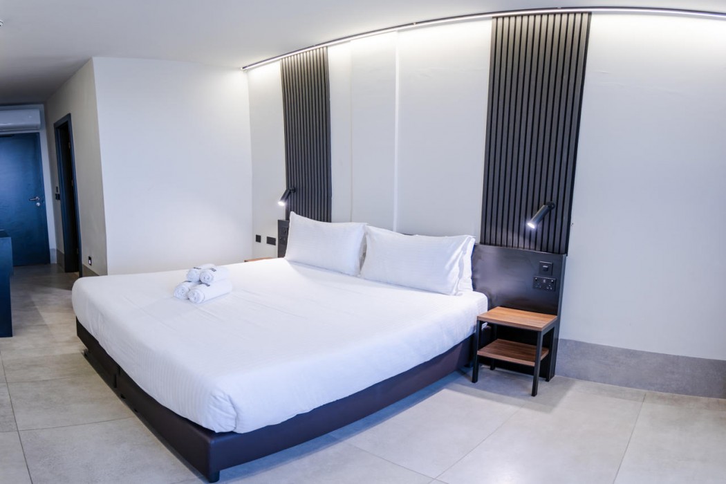 Onyx Hotel 33/163