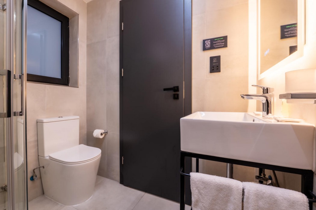 Onyx Hotel 156/163
