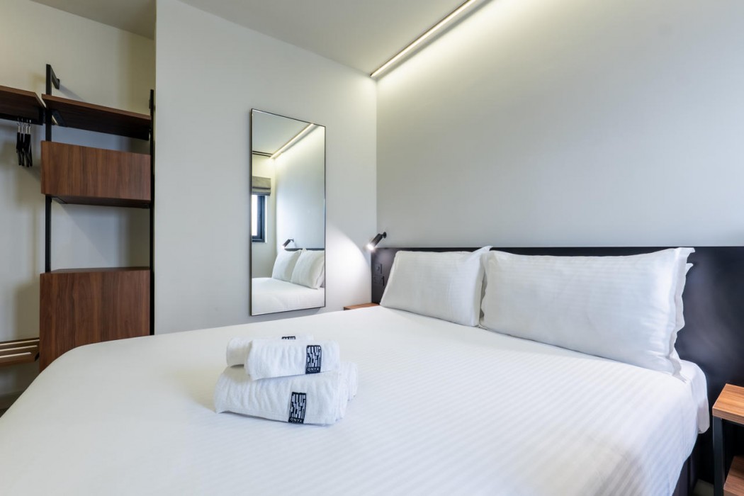 Onyx Hotel 65/163