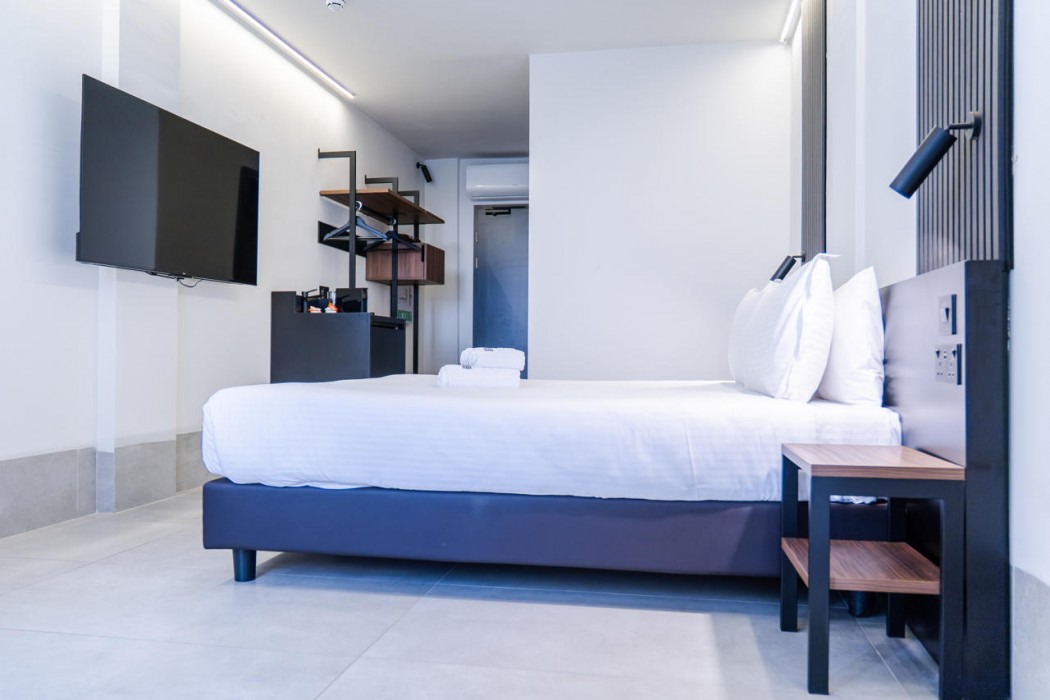 Onyx Hotel 34/163