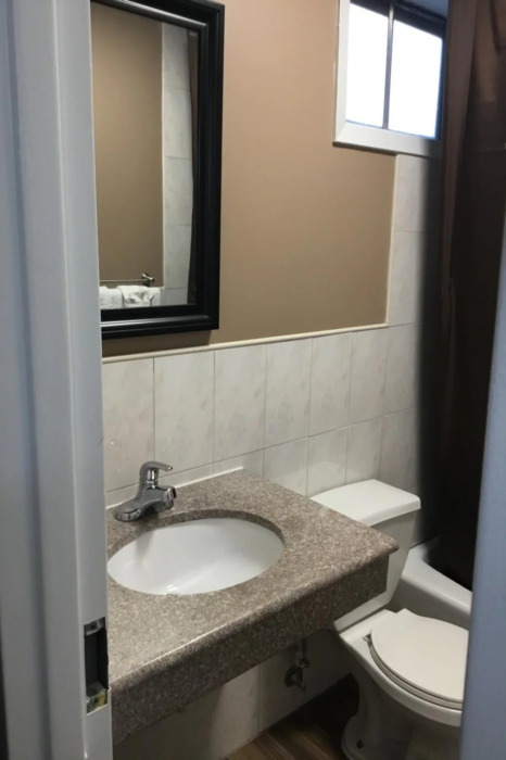 Americas Best Value Inn Avenel Woodbridge 10/24