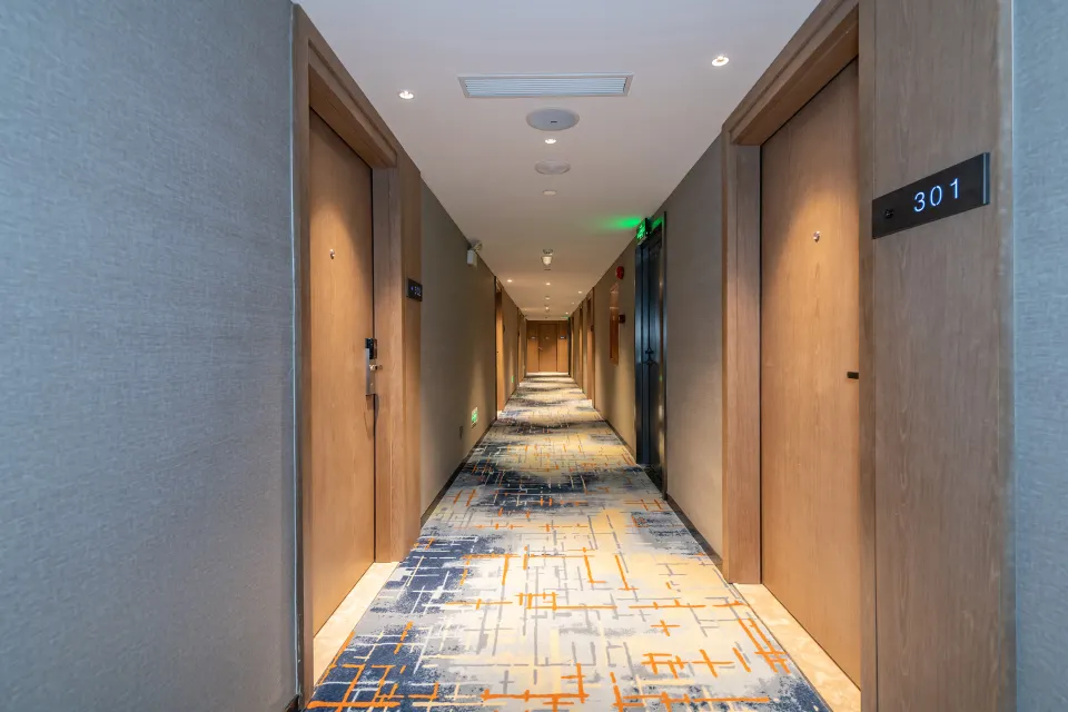 Echarm Hotel (Guangzhou Tiyu West Road Subway Station) 35/48