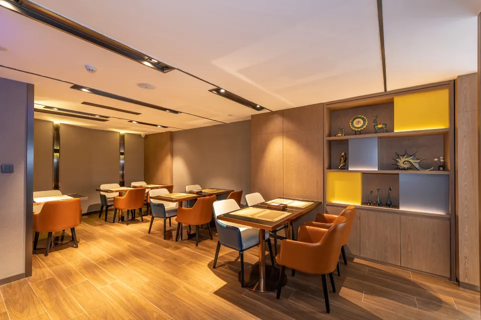 Echarm Hotel (Guangzhou Tiyu West Road Subway Station) 32/48