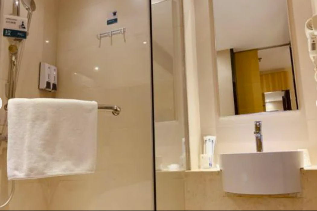City Comfort Inn (Shenzhen Nanshan Hi-Tech Industrial Park Majialong) 12/36