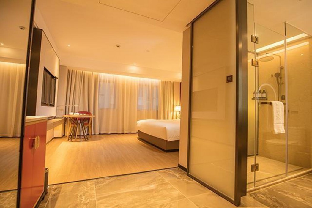 Echeng Hotel (Zhanjiang Wuchuan Haigang Avenue) 7/10