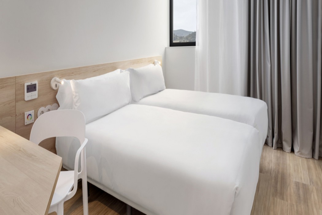 B&B HOTEL Famalicao 7/18