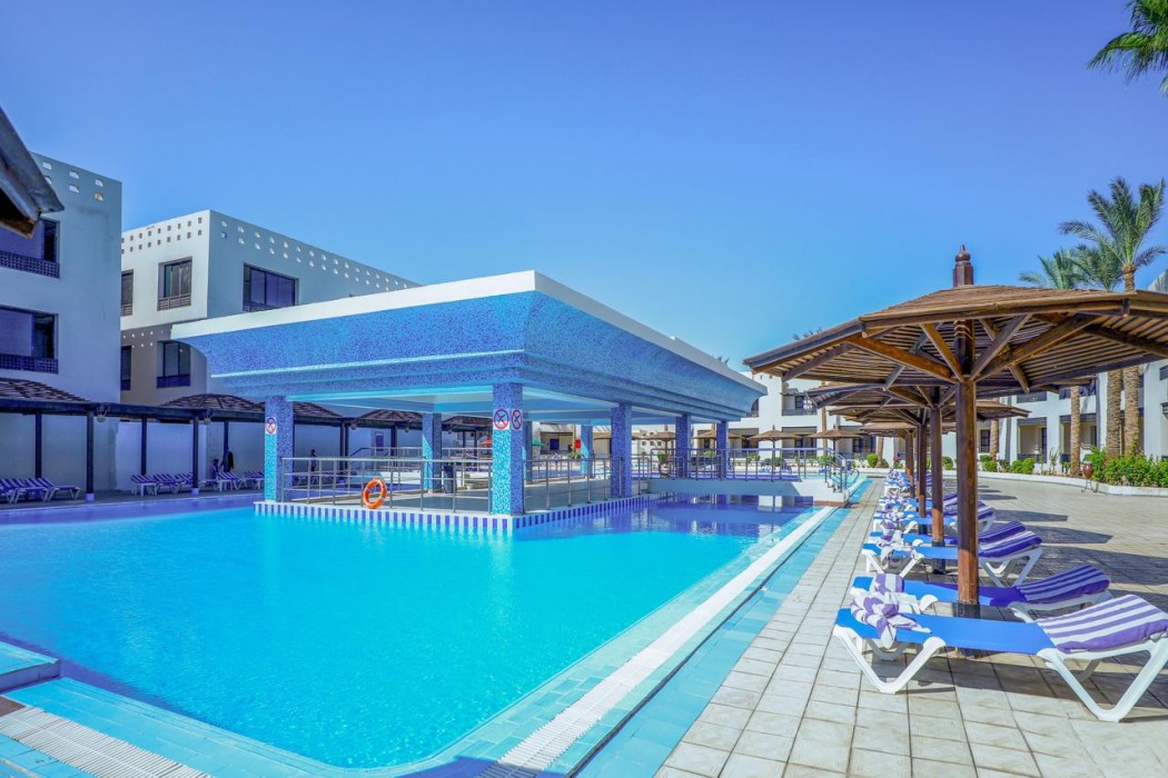 Blend Club Aqua Resort 29/65