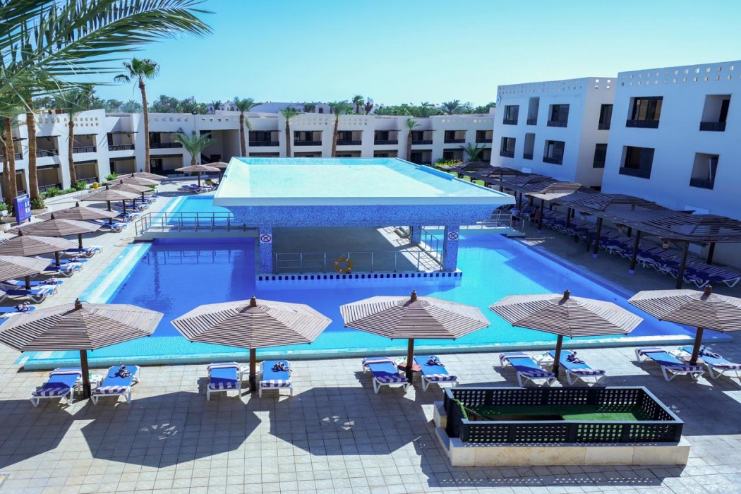 Blend Club Aqua Resort 30/65