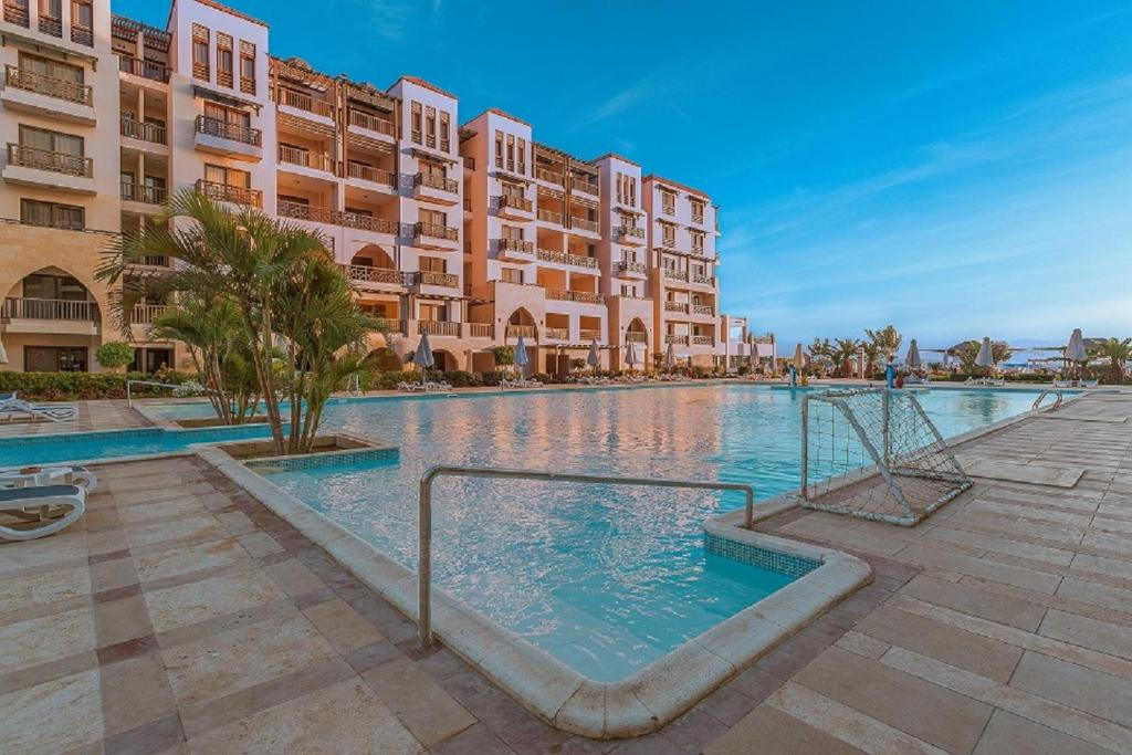 GRAVITY HOTEL & AQUAPARK HURGHADA 11/20