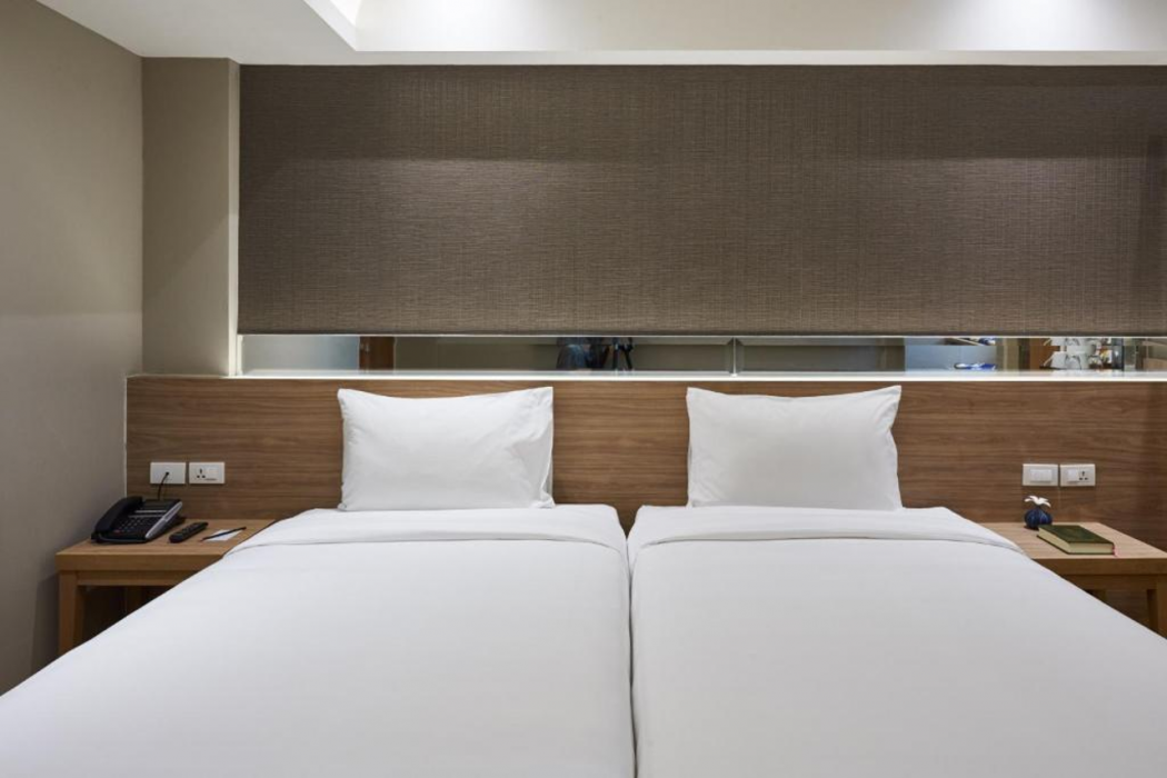 Almas Hotel Bangkok 21/65