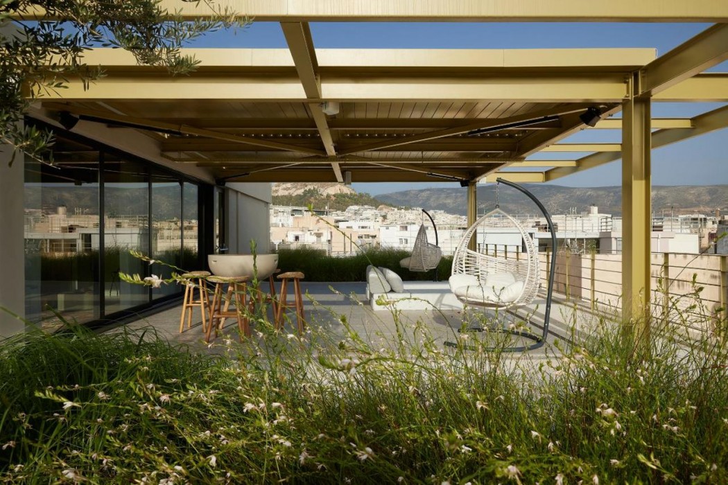 Moxy Athens City 27/66