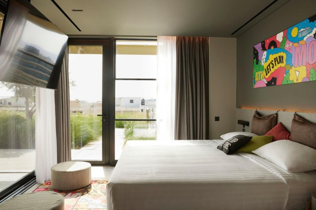Moxy Athens City 14/66