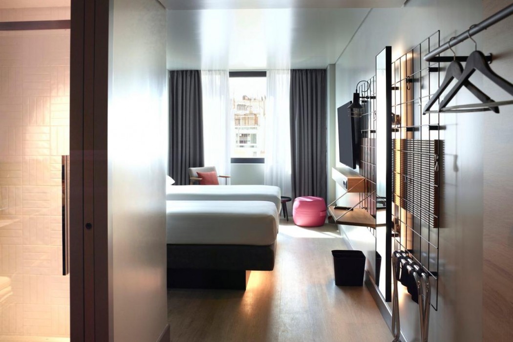 Moxy Athens City 11/66