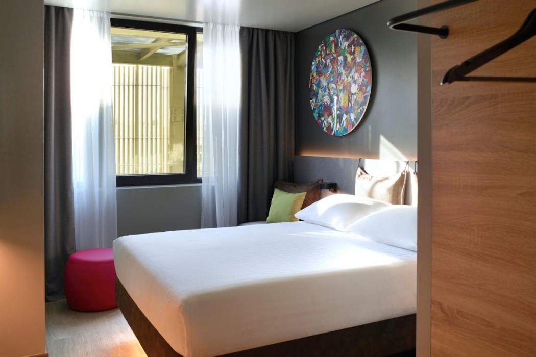 Moxy Athens City 10/66