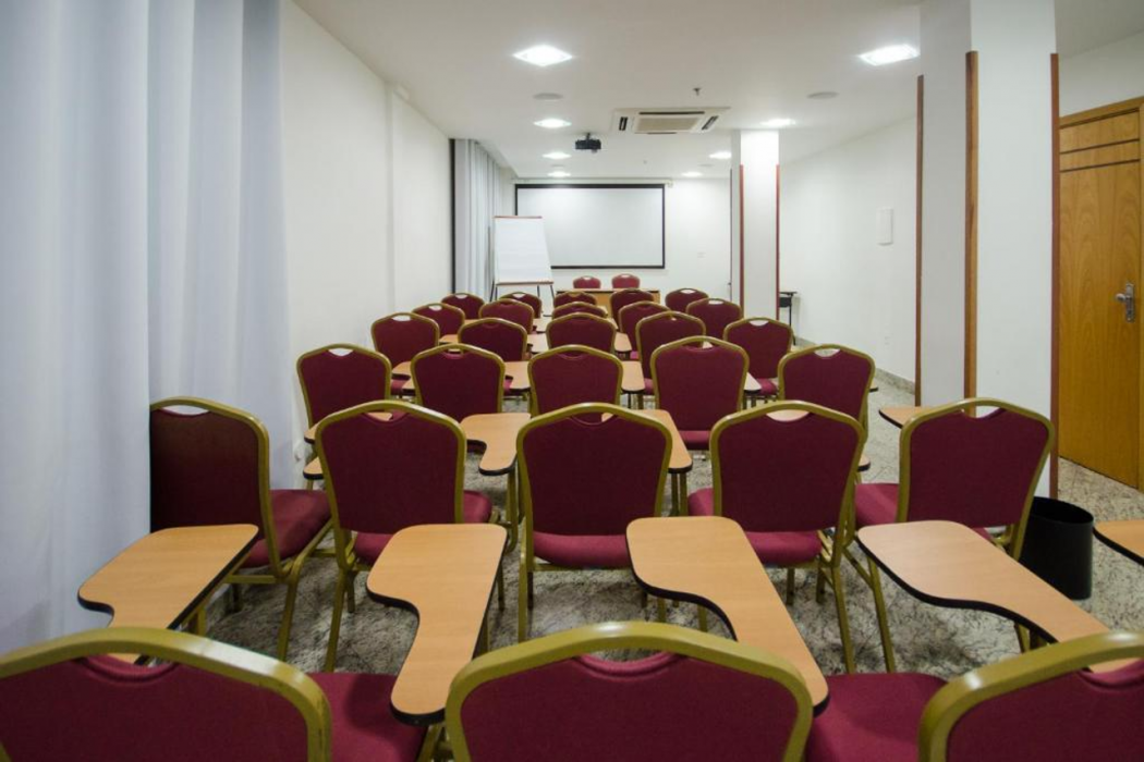Hotel Monte Alegre 37/71