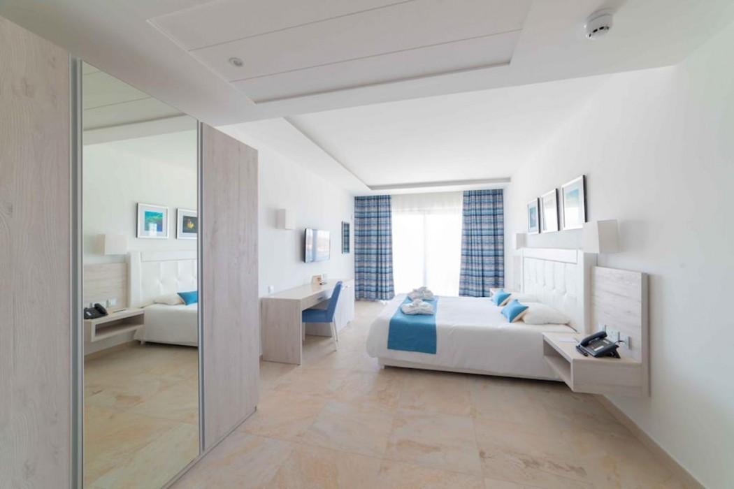 Ramla Bay Resort 16/72