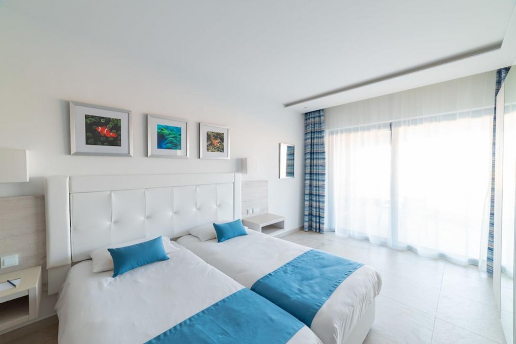Ramla Bay Resort 18/72