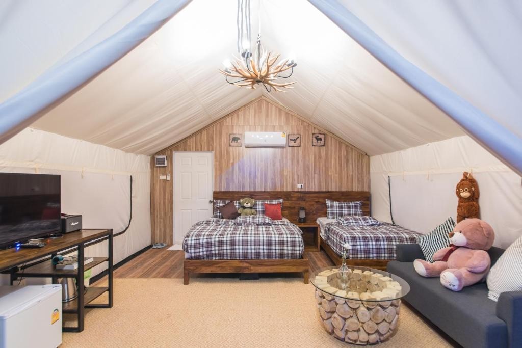 Mont Blanc Base Camp Khao Yai 12/58