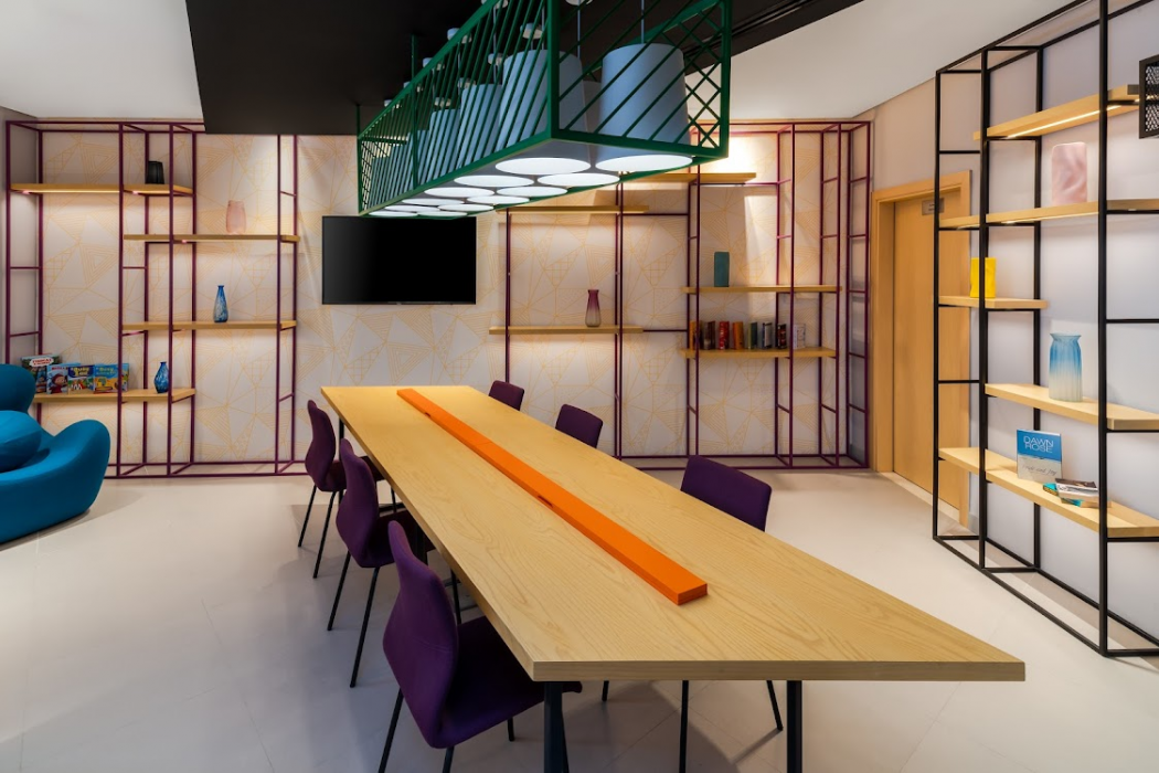 Studio M Al Barsha, Dubai 9/23