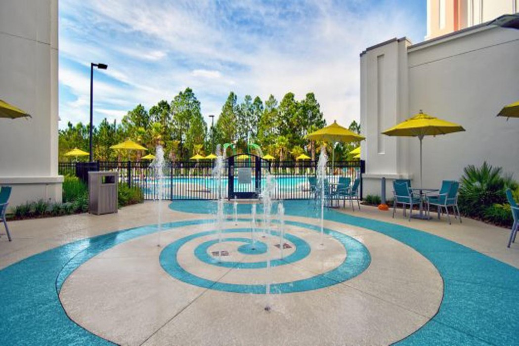 Fairfield Inn & Suites by Marriott Orlando at Flamingo Crossings Town Center 25/41